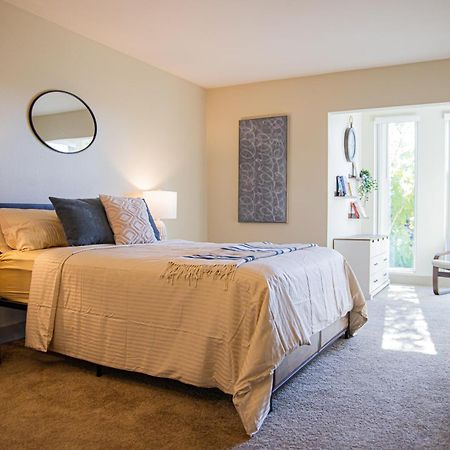 Luxurious Apartment With The Marina View Лос-Анджелес Экстерьер фото